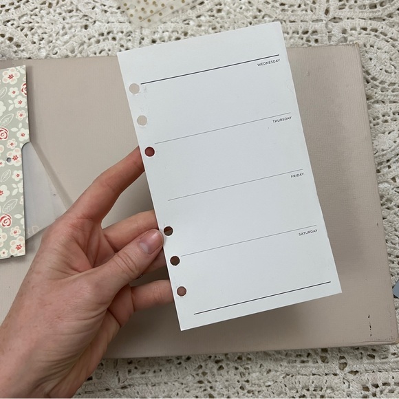 Used Webster’s Pages personal binder - Picture 15 of 17